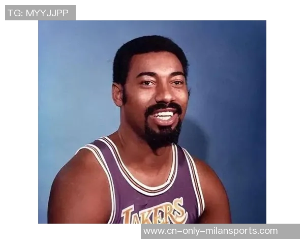 回顾篮球传奇张伯伦的辉煌岁月与经典瞬间图片合集